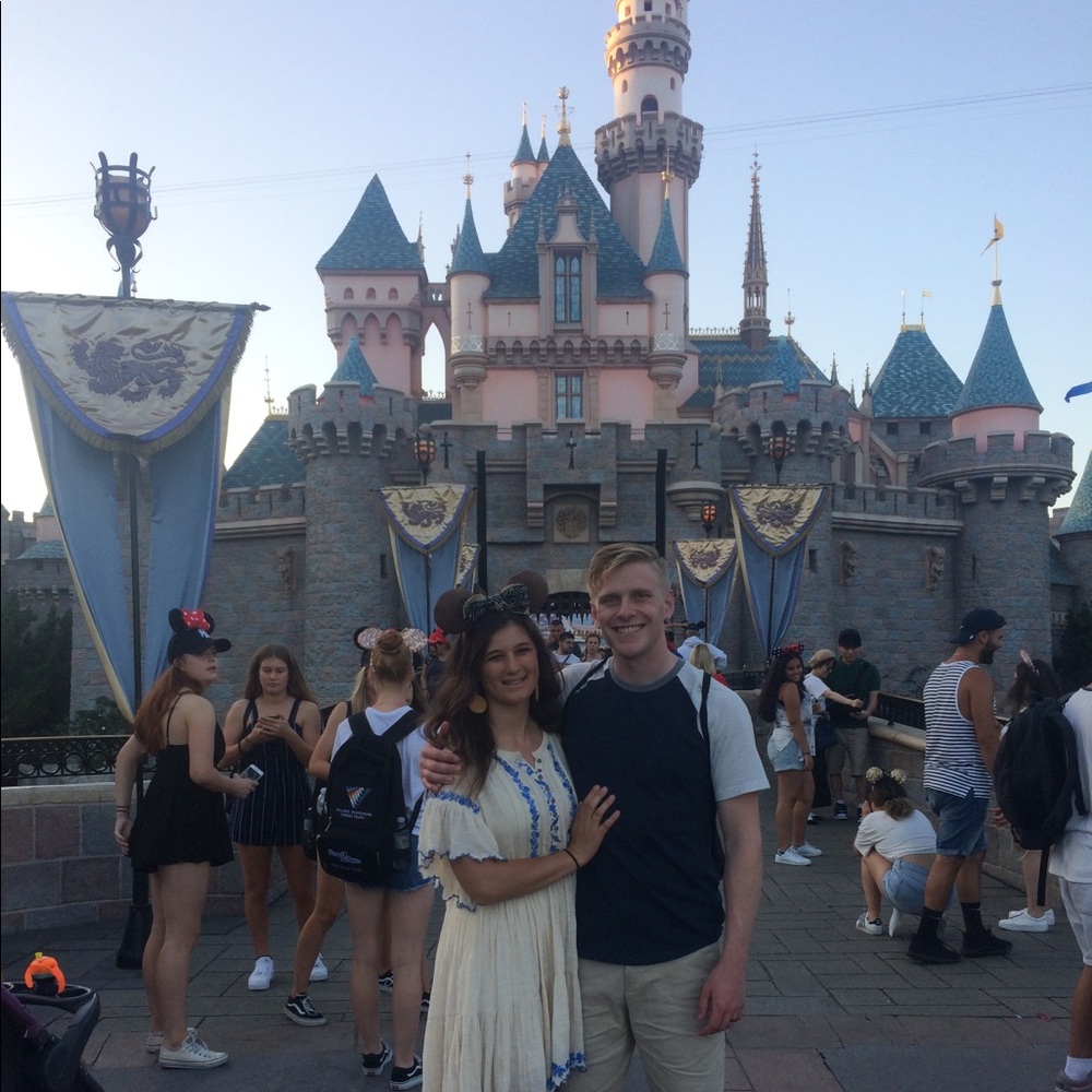 Meet your Posher, Elizabeth